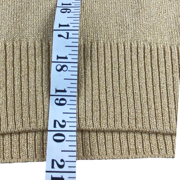 St. John Golden Shimmer Short Sleeve Sweater Blouse Basic - Picture 7 of 13